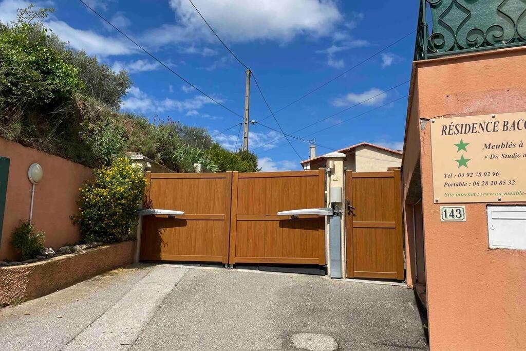 Maisonnette Studio Jardinet Gréoux-les-Bains Exterior foto
